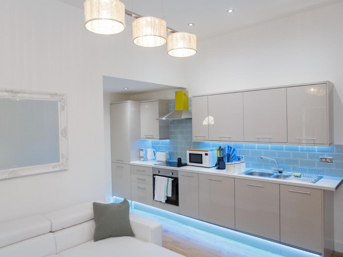 Live In Leeds Greenhill Bungalows Exteriör bild