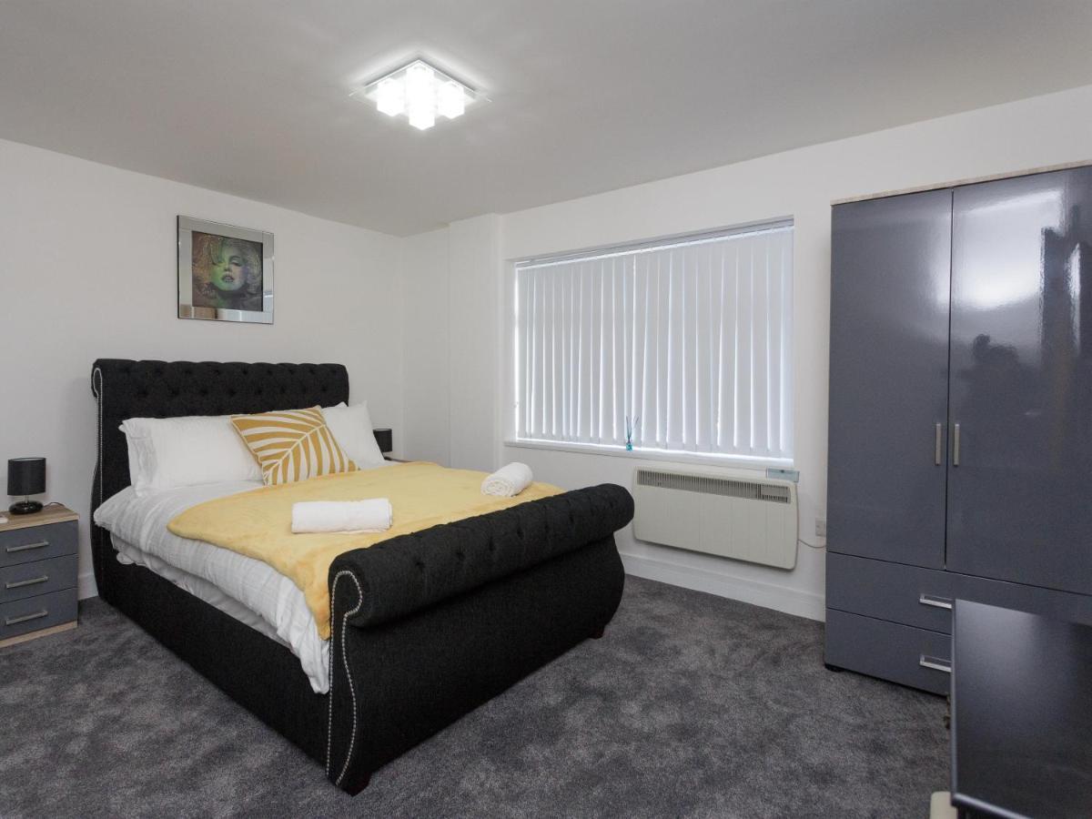 Live In Leeds Greenhill Bungalows Exteriör bild